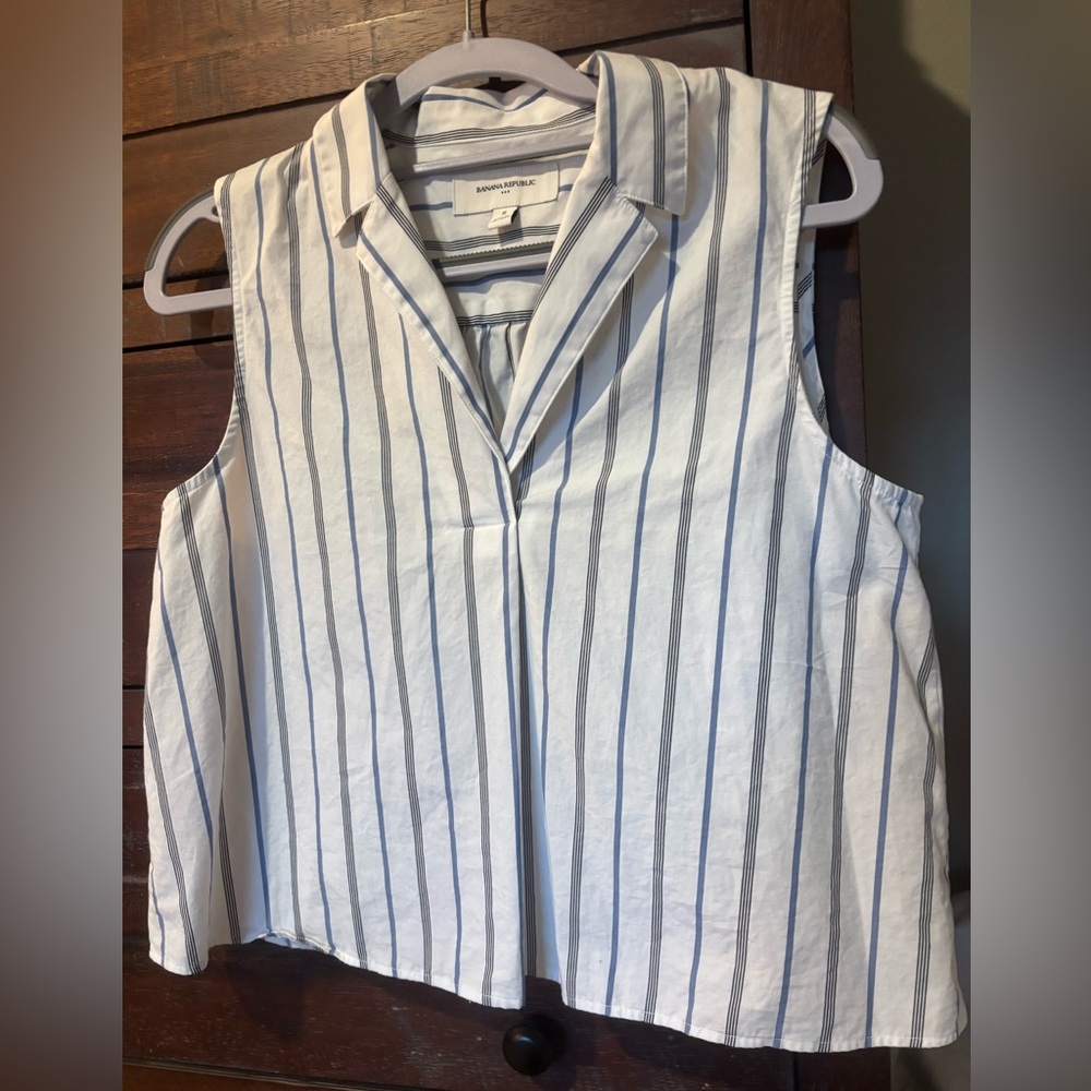 Banana Republic Poplin Collared Top Wht/Blue/Blk Striped Size - S
